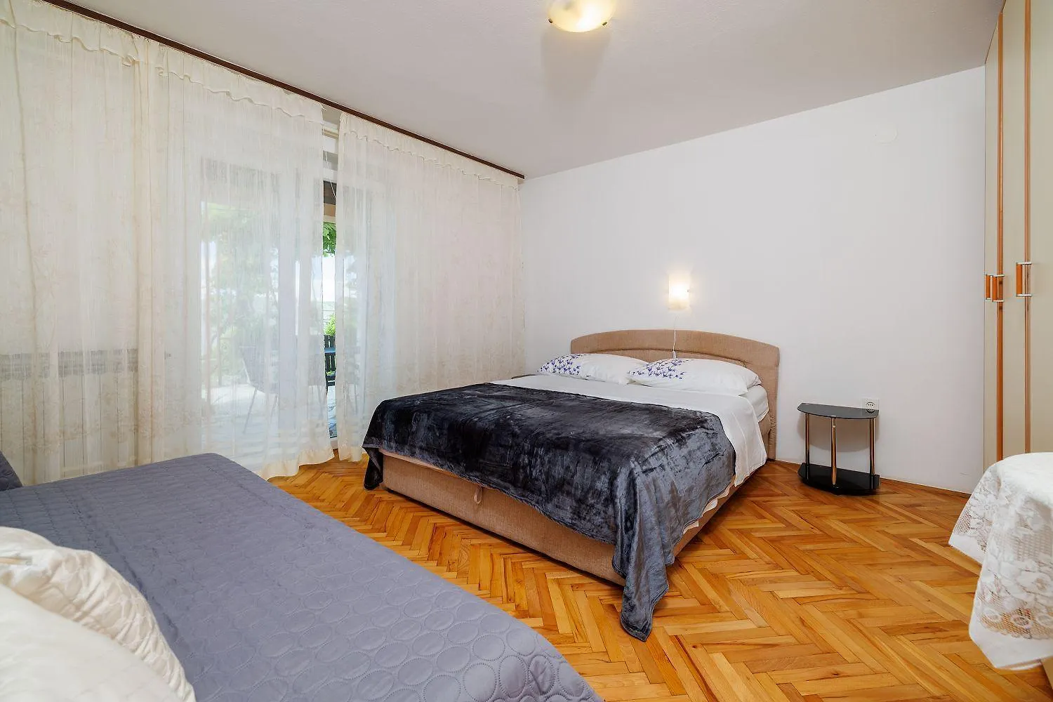 Renoviertes Apartment Nur 100 Meter Zum Strand Mit Meerblick, Grill, Terrasse Jadranovo